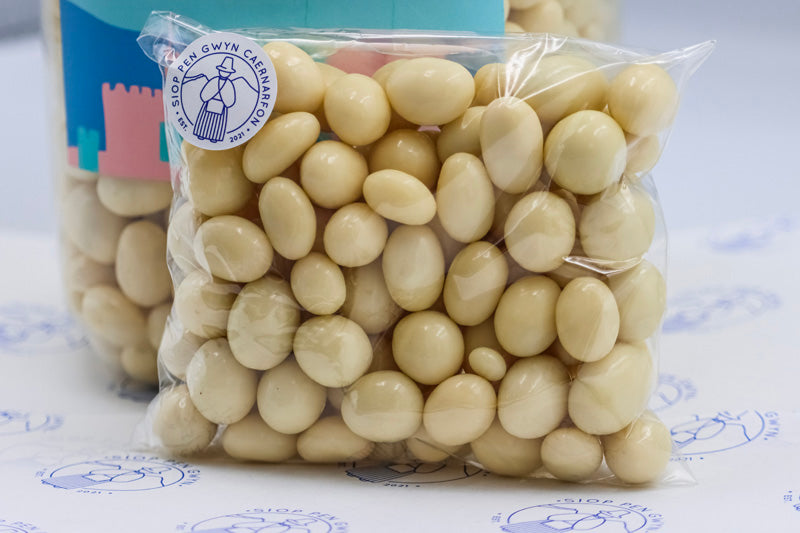 Yoghurt Coated Peanuts