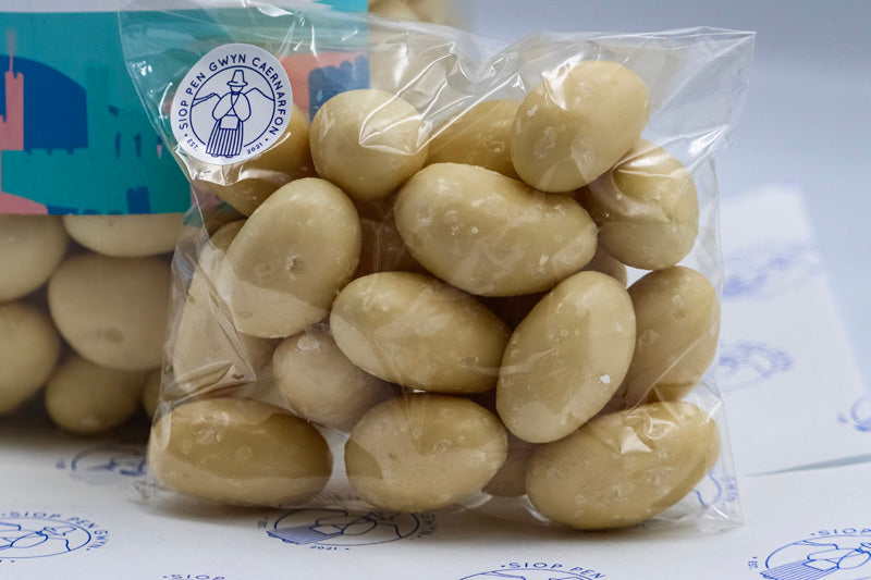 Yoghurt coated Brazil Nuts